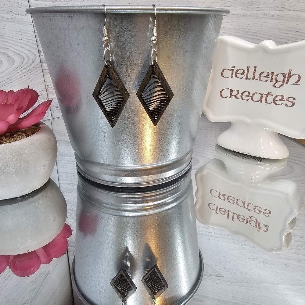 💥4 for $25💥 Laser-cut Earrings